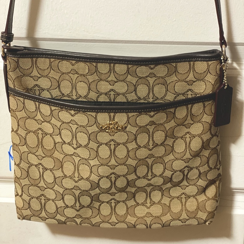 Coach signature crossbody
